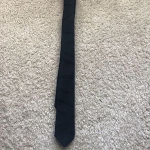 String bean - men’s skinny tie